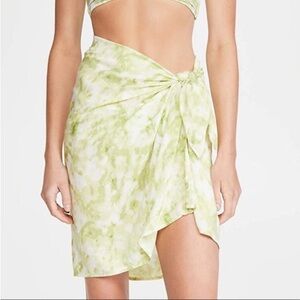 Faithfull the Brand NWT Tie Dye Pareo XS/S Sarong Wrap Cover-up Tie Dye Vacation